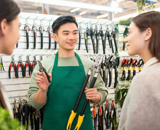 Retail garden center product support